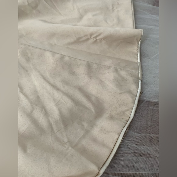 Red and White Lace Mermaid Gown with Train (Prom/Wedding Dress) - Picture 11 of 12